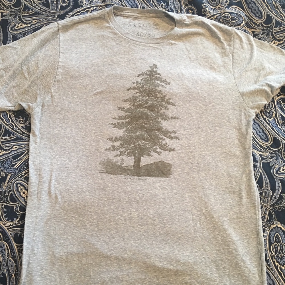 Tree tee